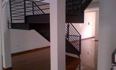 SE VENDE CASA LOCAL COMERCIAL EN PEÑON O SE PERMUTA POR CASA CAMPESTRE