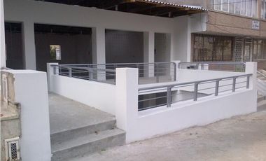 SE VENDE CASA LOCAL COMERCIAL EN PEÑON O SE PERMUTA POR CASA CAMPESTRE