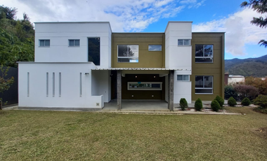 casa en venta en parcelación del otro lado. Cod V400572