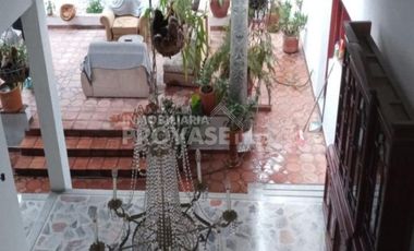 casa en venta en caobos. Cod V102217