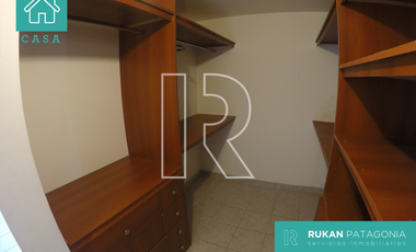 #VentaRUKAN | Casa 3 Ambientes | 110 m2. | Barrio MIRADOR | Calle PERÚ | Caleta Olivia.- | SE ACEPTA VEHÍCULO + EFECTIVO + CUOTAS.-