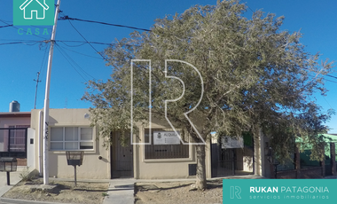 #VentaRUKAN | Casa 3 Ambientes | 110 m2. | Barrio MIRADOR | Calle PERÚ | Caleta Olivia.- | SE ACEPTA VEHÍCULO + EFECTIVO + CUOTAS.-