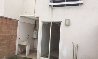 PUEBLA, CUAUTLANCINGO, RENTA CASA FRACC, DALÍ, 3 RECÁMARAS, 3 BAÑOS, SALA TV