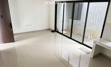 Rumah Siap Huni Di Di Summarecon Mutiara Cluster Green Crystal