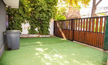 Local Comercial en Venta en Lo Arcaya / Vitacura