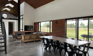 Casa al Golf en Estancia Benquerencia