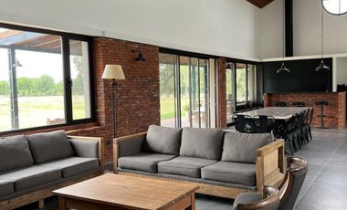 Casa al Golf en Estancia Benquerencia