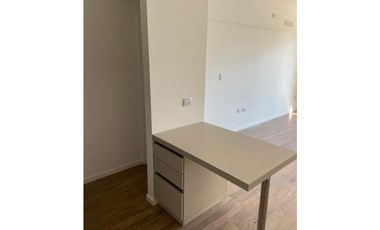 Excelente Monoambiente cerca subte