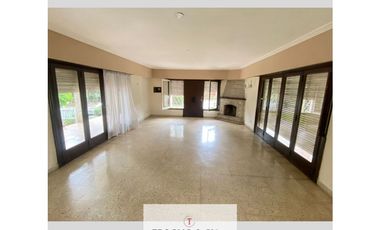 CHALET DE 5 AMB EN SIERRA DE LOS PADRES-RETASADO!