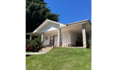 CHALET DE 5 AMB EN SIERRA DE LOS PADRES