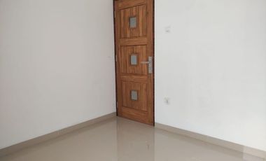 RUMAH MODERN TEPI JALAN PROVINSI MAGELANG