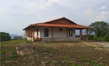 SE VENDE CASA EN VALPARAISO