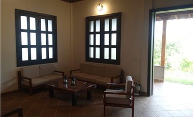 SE VENDE CASA EN VALPARAISO