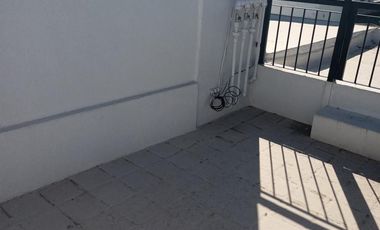 Ph de cuatro ambientes en venta en Haedo Sur