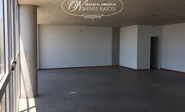 Oficina/ Local 42 mtrs cubiertos/ Ideal consultorio- Moreno