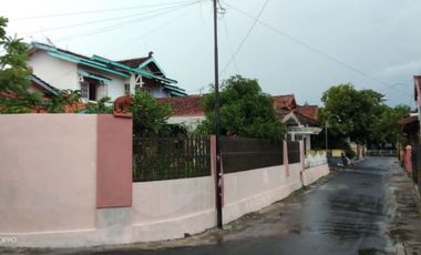 Tanah bonus rumah di Banteng baru jl kaliurang yogyakarta