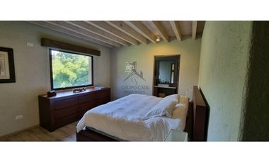 CASA EN VENTA CON VISTA AL LAGO