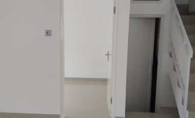 Rumah Hadap Utara LB 185 SHM 6 Menit ke MargoCity Siap KPR J-14184