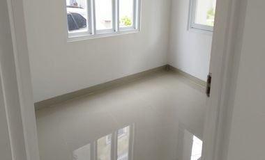 Rumah Hadap Utara LB 185 SHM 6 Menit ke MargoCity Siap KPR J-14184