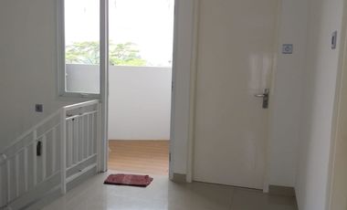 Rumah Hadap Utara LB 185 SHM 6 Menit ke MargoCity Siap KPR J-14184