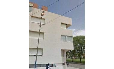 2 AMB A LA CALLE