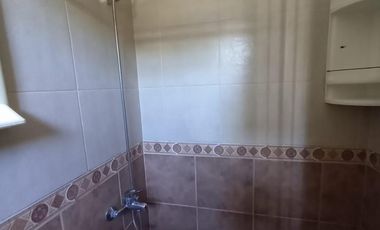 DUPLEX 2 AMBIENTES AL FRENTE CON PATIO