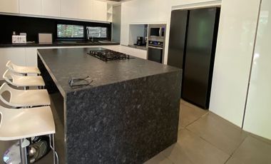 Casa con alberca privada, area de tv, en venta, Selvamar, Playa del carmen.