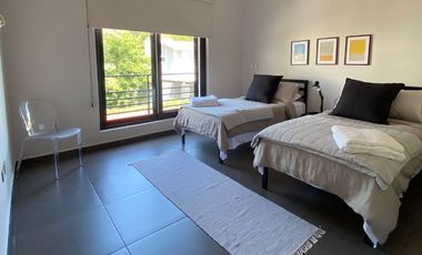 Casa con alberca privada, area de tv, en venta, Selvamar, Playa del carmen.