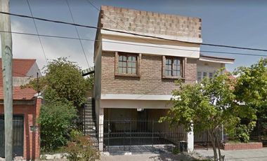 Casa 5amb en Lanús Oeste con cochera y patio