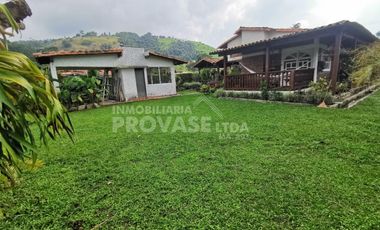 casa campestre en venta en los alamos. Cod V102160