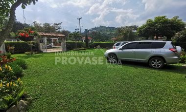 casa campestre en venta en los alamos. Cod V102160