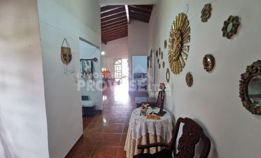 casa campestre en venta en los alamos. Cod V102160