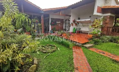 casa campestre en venta en los alamos. Cod V102160