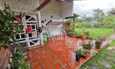 casa campestre en venta en los alamos. Cod V102160