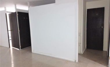 consultorio en arriendo/venta en centro. Cod V16046