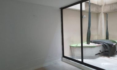 consultorio en arriendo/venta en centro. Cod V16046