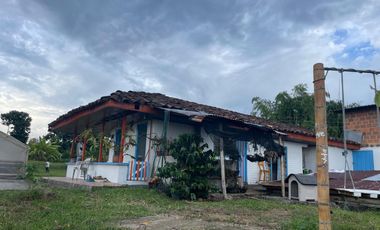finca en venta en vereda la india. Cod V408455