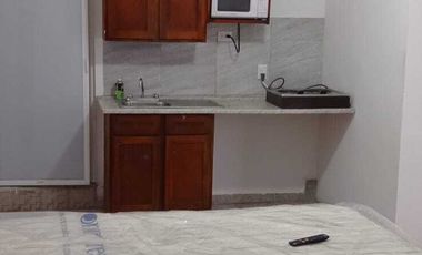MINI amueblado con cocina en Las Américas, Sin depósito y servicios incluidos