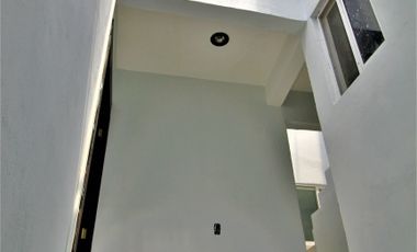 EDIFICIO NUEVO 4 DEPARTAMENTOS Y UN LOCAL COMERCIAL. IDEAL PARA INVERTIR Y REDITUAR