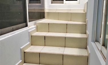 EDIFICIO NUEVO 4 DEPARTAMENTOS Y UN LOCAL COMERCIAL. IDEAL PARA INVERTIR Y REDITUAR