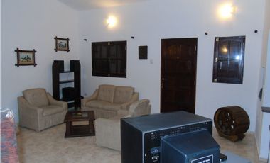 SE VENDE CASA EN CABALANGO 3 DORMITORIOS ( EXELENTE INMUEBLE)