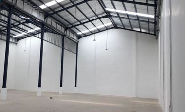Gudang Siap Pakai di Kebomas Gresik Lengkap dengan Izin Industri - The EdGe