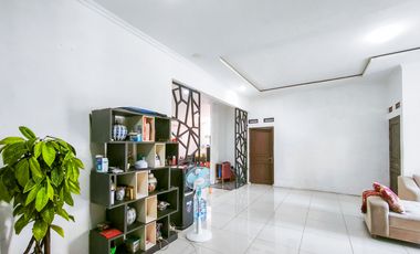 Rumah Tanah Luas di Bogor 6 Menit ke RS SENTOSA Hadap Timur J-37276