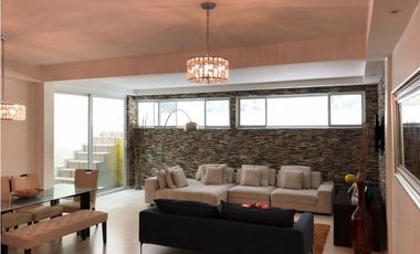 SE VENDE HERMOSA CASA EN ALTOS DE PANAM $260,000