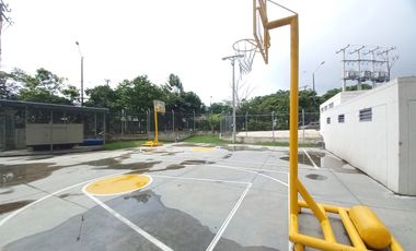 apartamento en arriendo en conjunto residencial frontino piso 8. Cod A13896