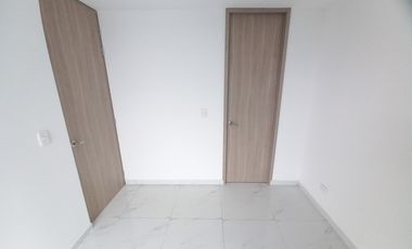 apartamento en arriendo en conjunto residencial frontino piso 8. Cod A13896