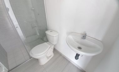 apartamento en arriendo en conjunto residencial frontino piso 8. Cod A13896