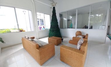 apartamento en arriendo en conjunto residencial frontino piso 8. Cod A13896