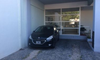 Departamento 4 amb. topo duplex cochera doble Quilmes centro