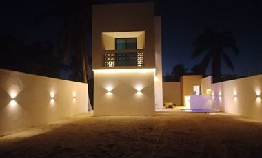 Casa en venta a 170 metros del  mar en Chelem, Yucatán, entrega inmediata.